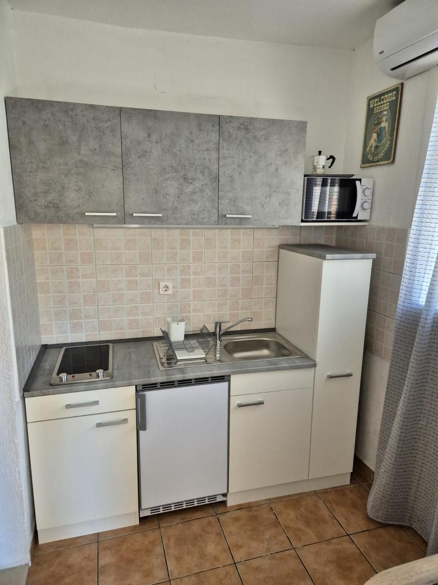 Apartmani Martinovka ドラスニセ エクステリア 写真